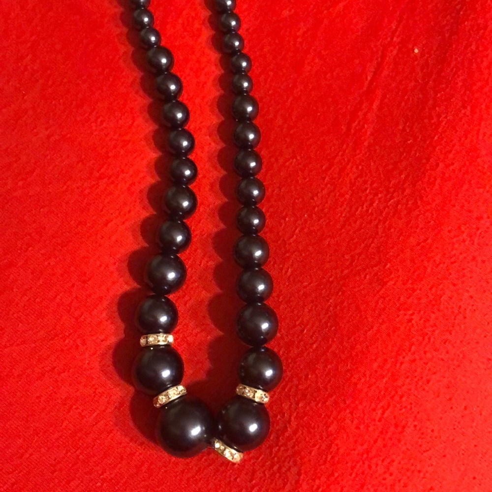 Paparazzi Beautiful black pearl necklace